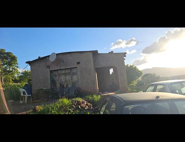 3 BEDROOM HOUSE FOR SALE IN TSHIKOMBANI